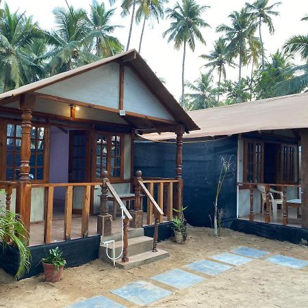 Tropical Bay Hostel Palolem Buitenkant foto