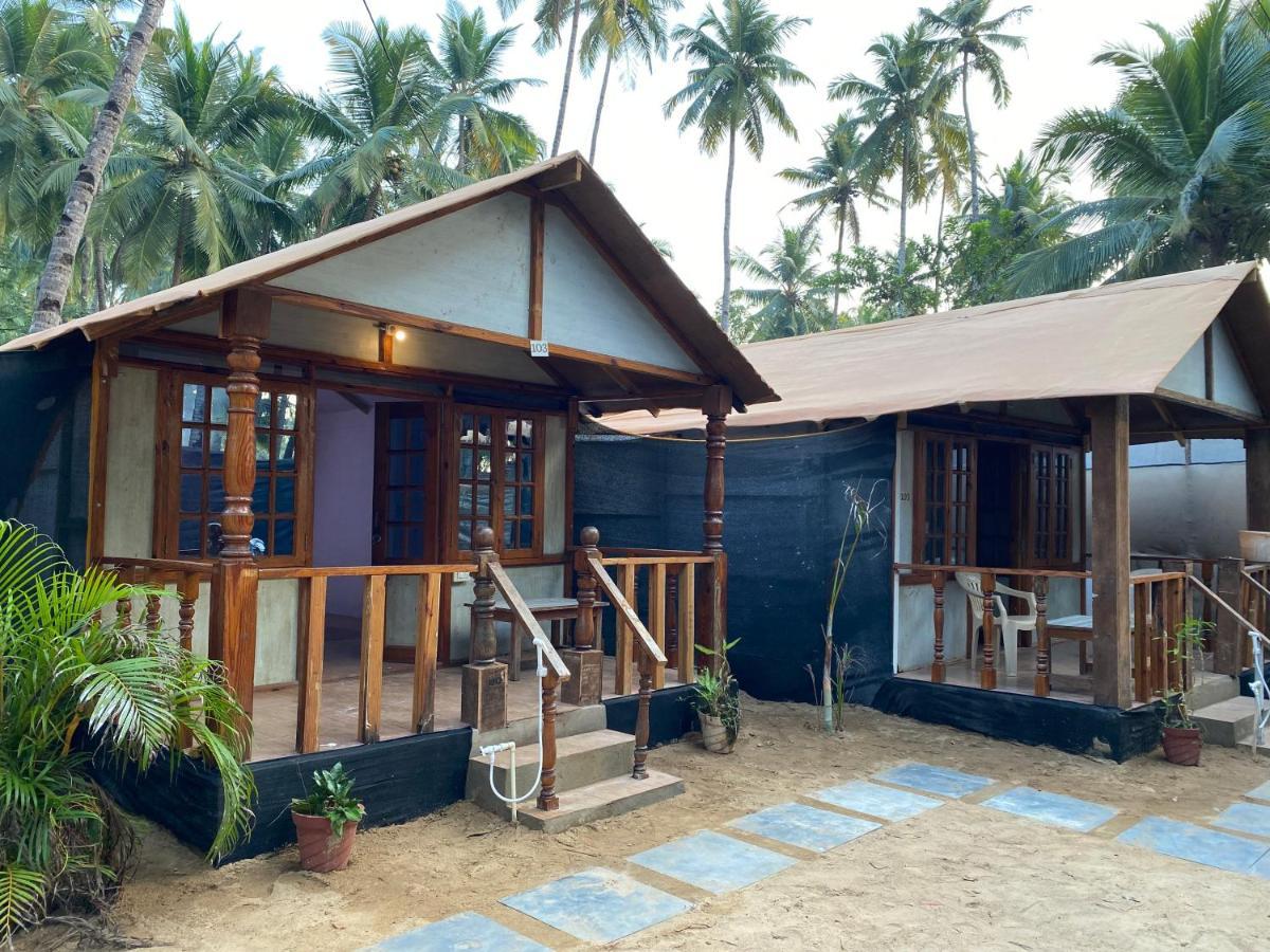 Tropical Bay Hostel Palolem Buitenkant foto