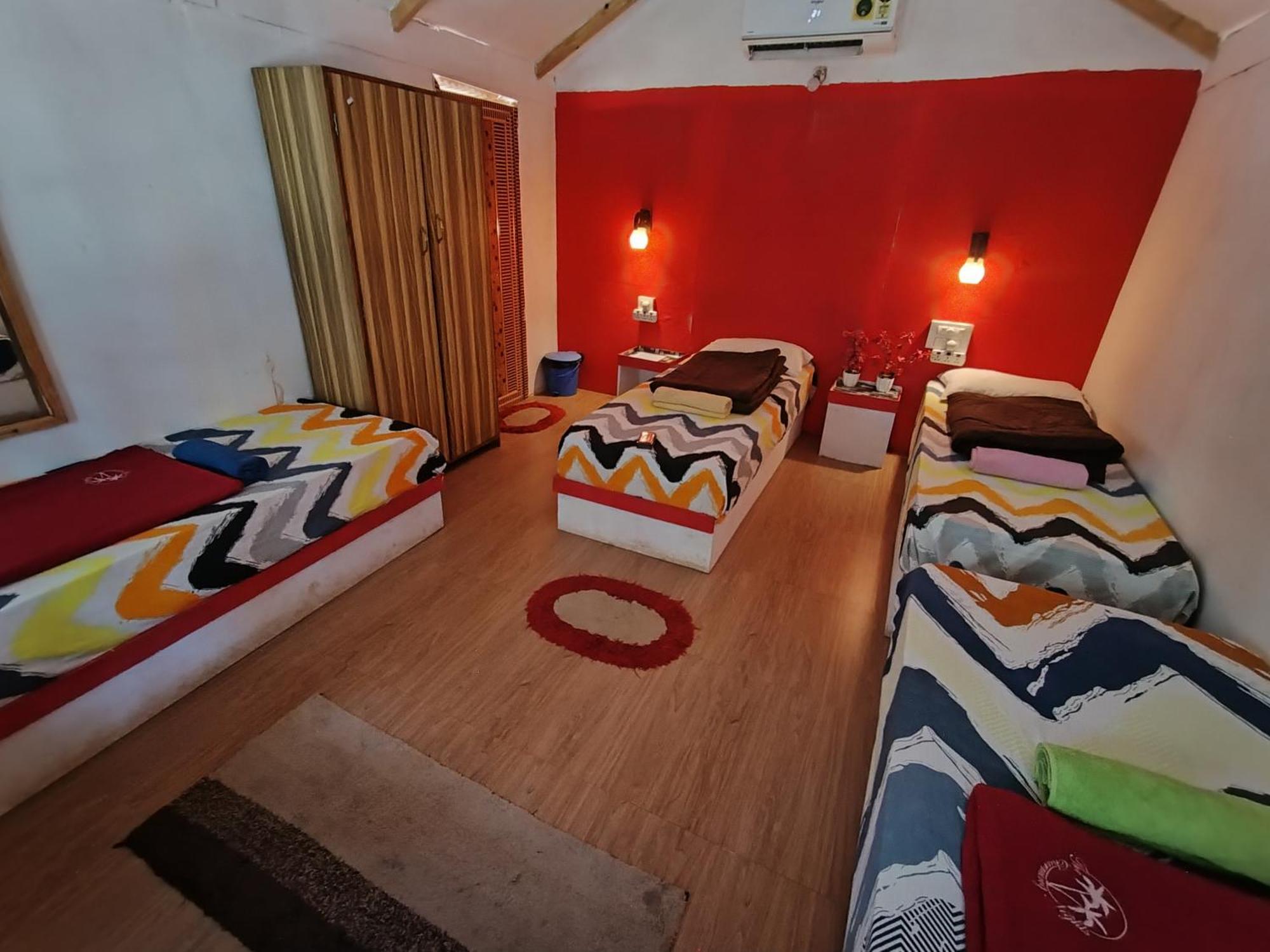 Tropical Bay Hostel Palolem Buitenkant foto