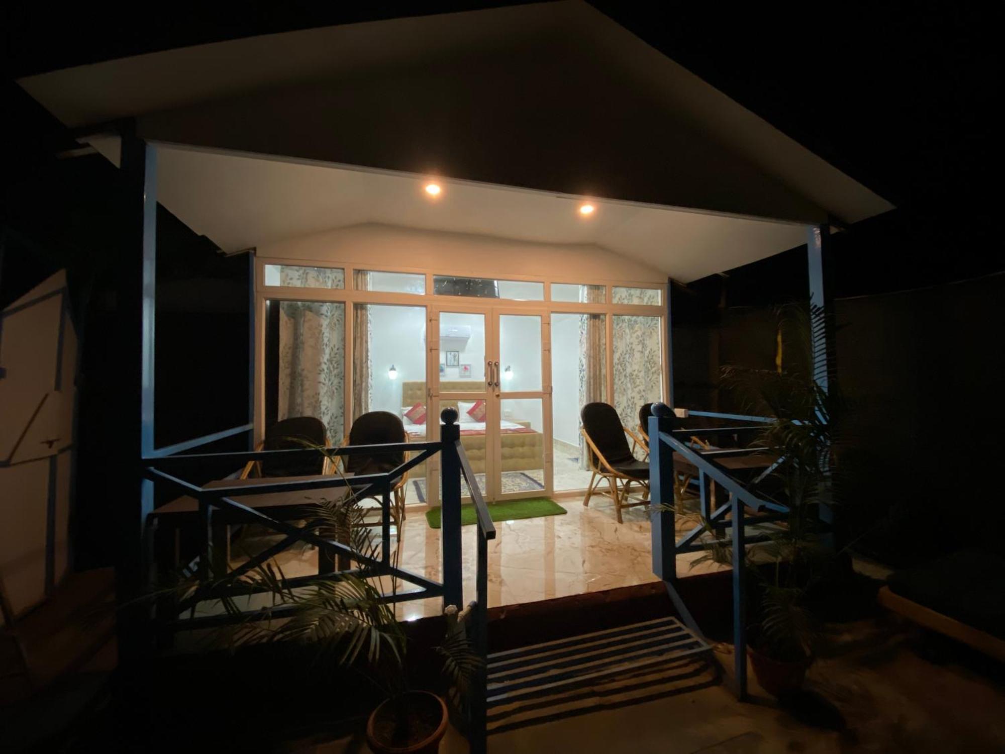 Tropical Bay Hostel Palolem Buitenkant foto