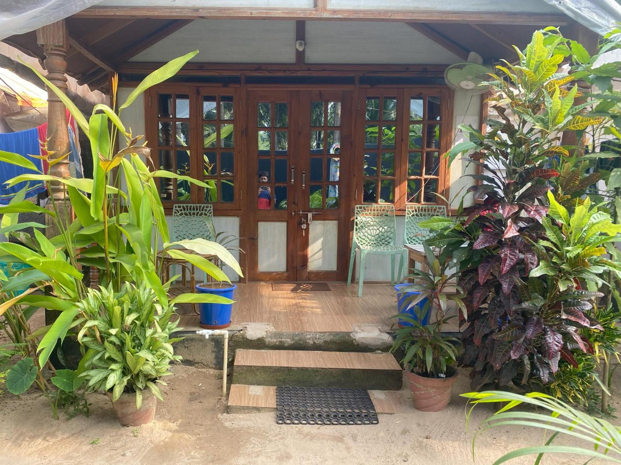 Tropical Bay Hostel Palolem Buitenkant foto